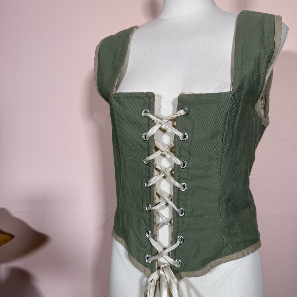 Vintage Victorian olive green medieval cosplay lace up Corset top Southwestern